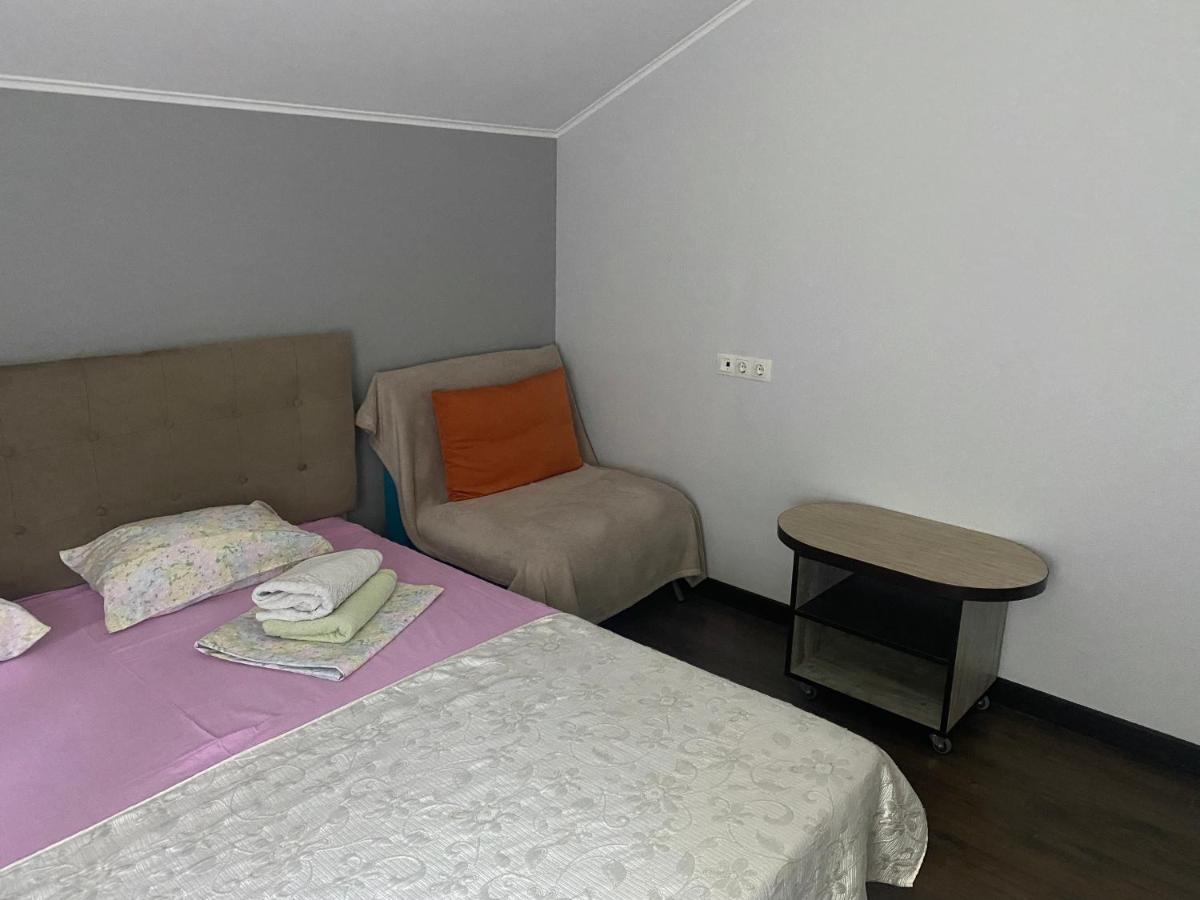 Guest House Olzhycha 45 Б Kiew Exterior foto