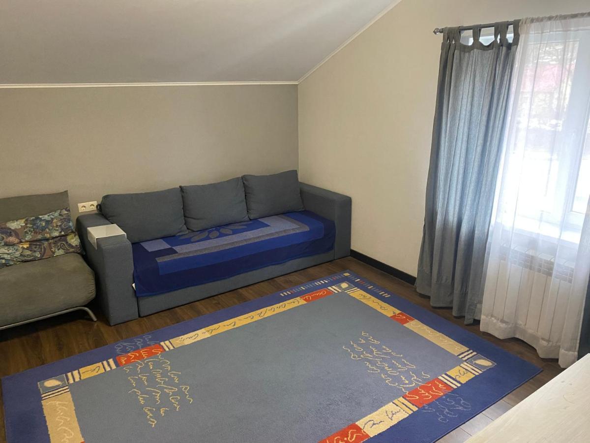 Guest House Olzhycha 45 Б Kiew Exterior foto