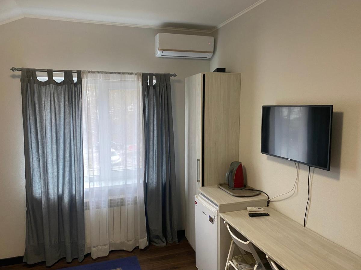 Guest House Olzhycha 45 Б Kiew Exterior foto